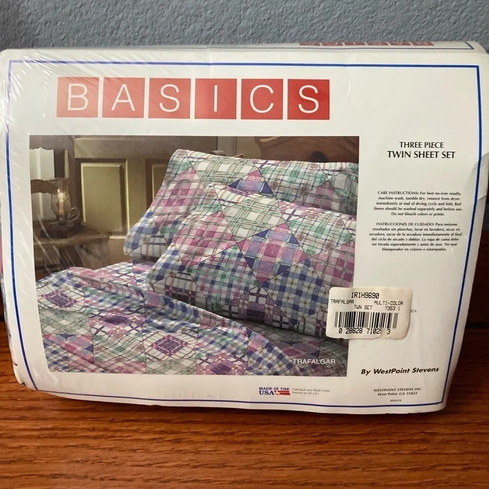 Vintage Basics by West Point Stevens Twin sheet set with Bold Plaid